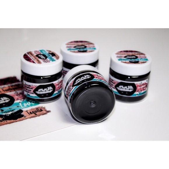 Activated Charcoal Toothpaste - Picture 2 of 4